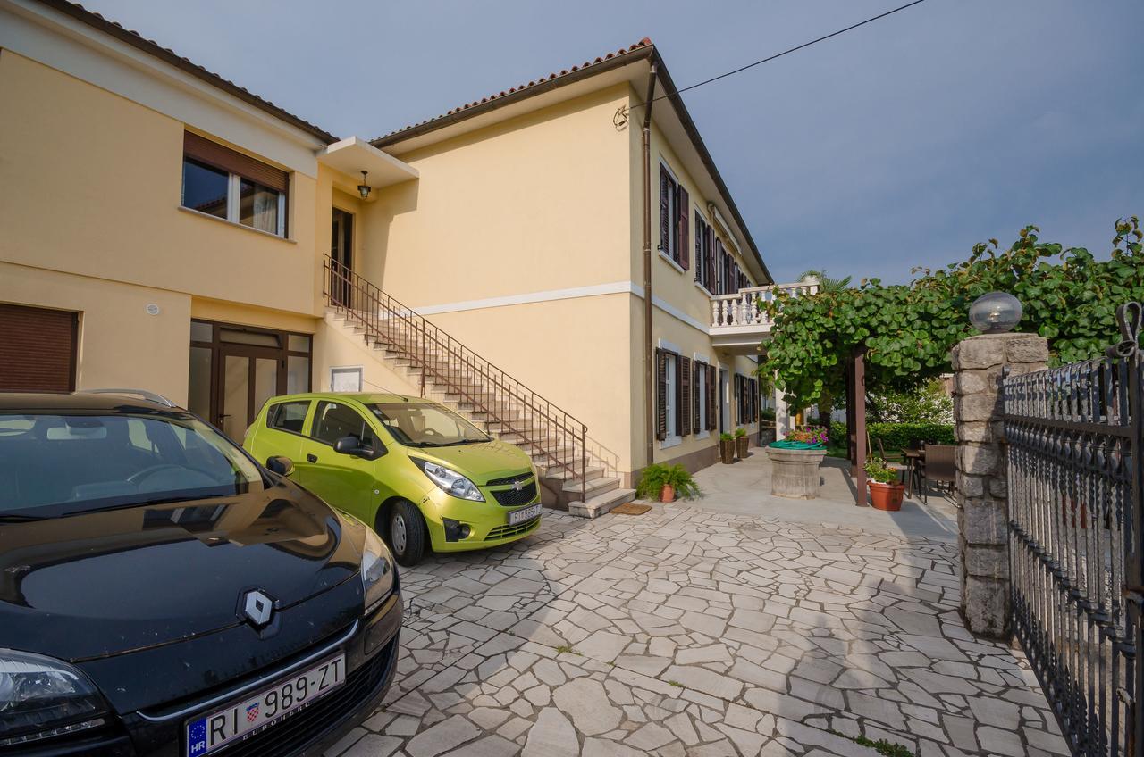 Apartment Aleksandra Rijeka Exterior foto