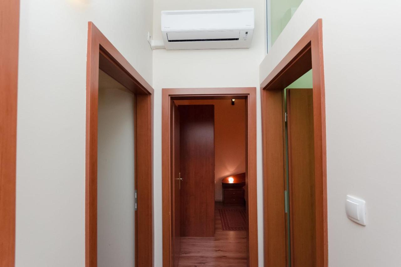 Apartment Aleksandra Rijeka Exterior foto
