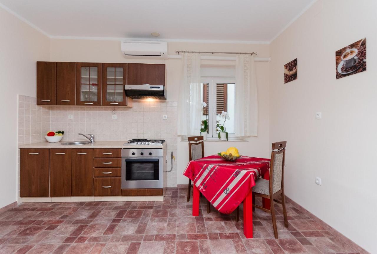 Apartment Aleksandra Rijeka Exterior foto